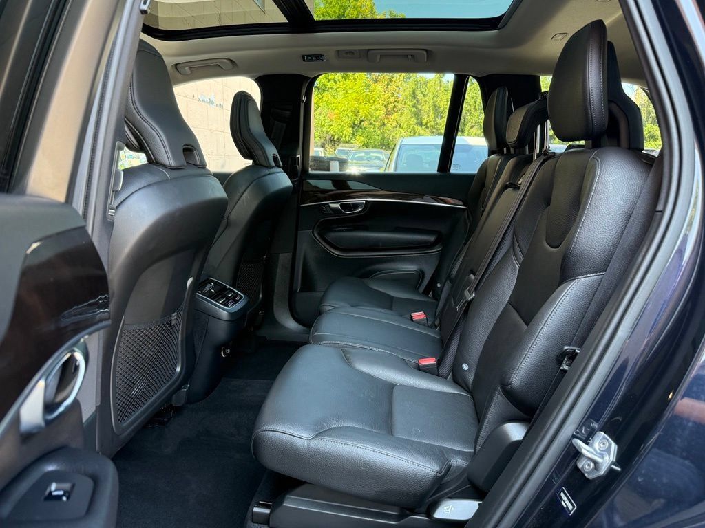 Used 2019 Volvo XC90 T6 Momentum w/ Advanced Package AWD/4WD image 11