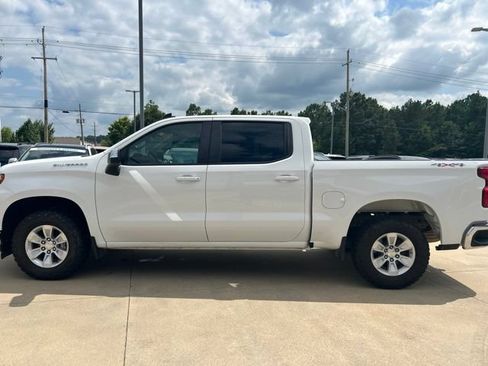 Used 2021 Chevrolet Silverado 1500 LT w/ Fleet Comfort Package AWD/4WD image 5