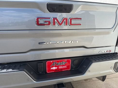Used 2025 GMC Sierra 3500 AT4 w/ AT4 Premium Plus Package AWD/4WD image 28