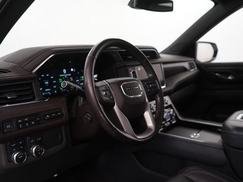 Used 2022 GMC Yukon Denali image 18