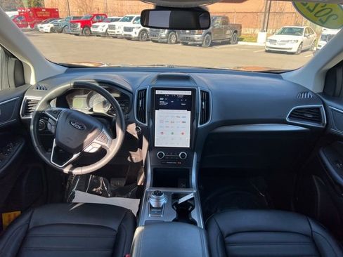 Used 2022 Ford Edge SEL image 20
