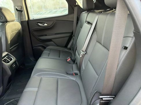 Used 2023 Chevrolet Blazer LT image 13