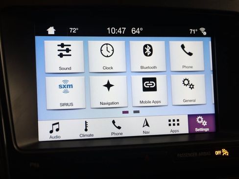 Used 2018 Ford Explorer XLT w/ Equipment Group 202A image 31