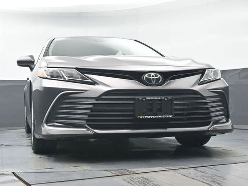 Certified 2023 Toyota Camry LE image 31