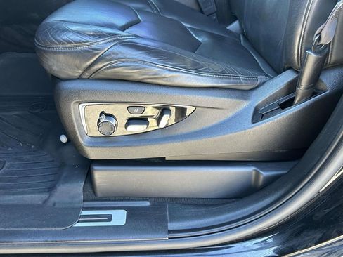 Used 2017 Cadillac Escalade ESV Platinum image 22