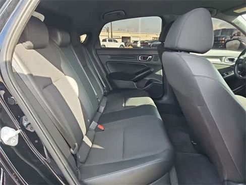 Used 2023 Honda Civic Sport image 21