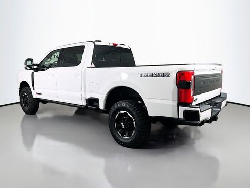 New 2026 Ford F250 Platinum w/ Tremor Off-Road Package image 11