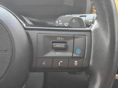 Used 2023 Nissan Rogue Platinum w/ Platinum Premium Package image 45