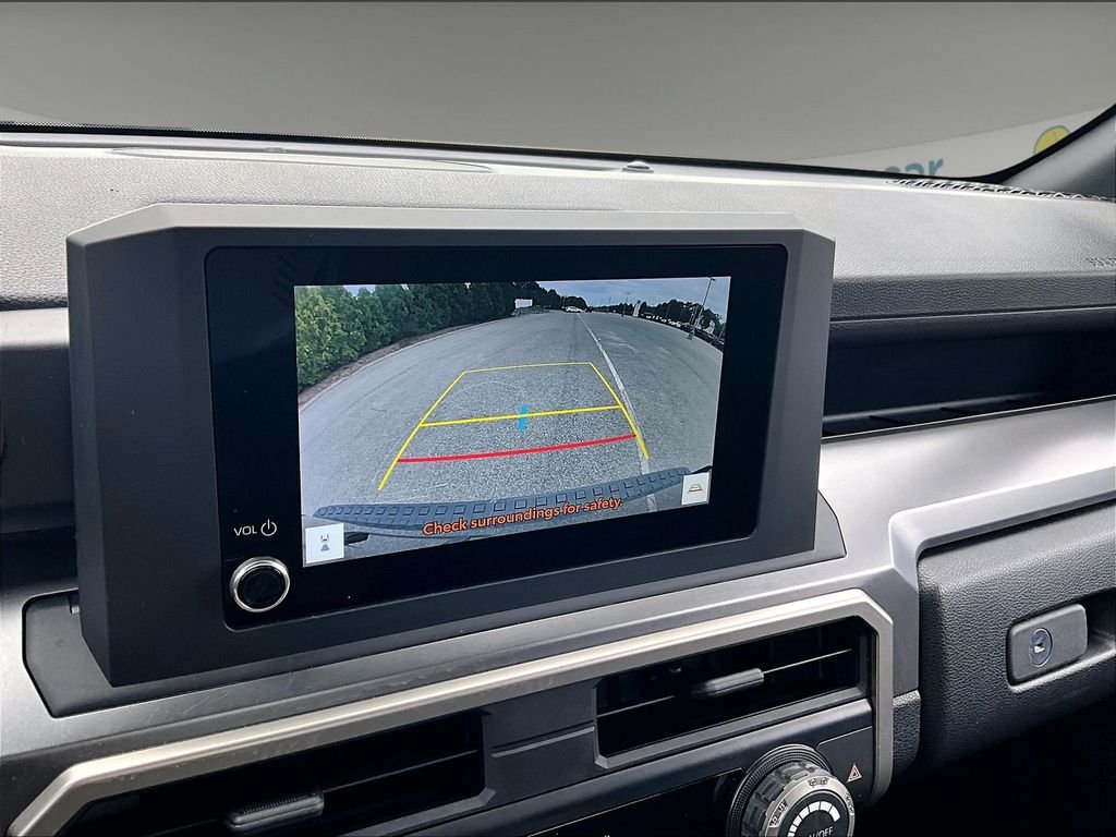 Used 2025 Toyota 4Runner SR5 AWD/4WD image 19