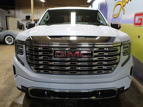 New 2026 GMC Sierra 1500 Denali w/ Technology Package AWD/4WD image 3