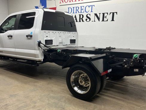 Used 2024 Ford F550 4x4 Crew Cab Super Duty image 9