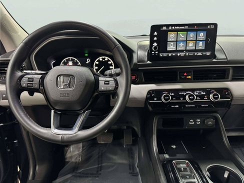 Used 2025 Honda Pilot EX-L image 31