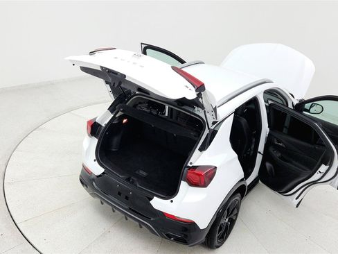 Used 2024 Buick Encore GX Sport Touring AWD/4WD image 23