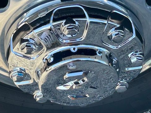 New 2025 RAM 3500 Big Horn image 18