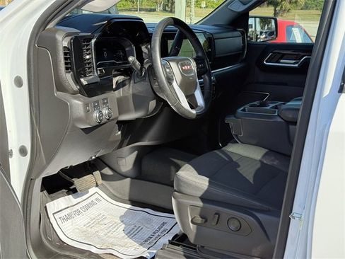 Used 2023 GMC Sierra 1500 Elevation image 17