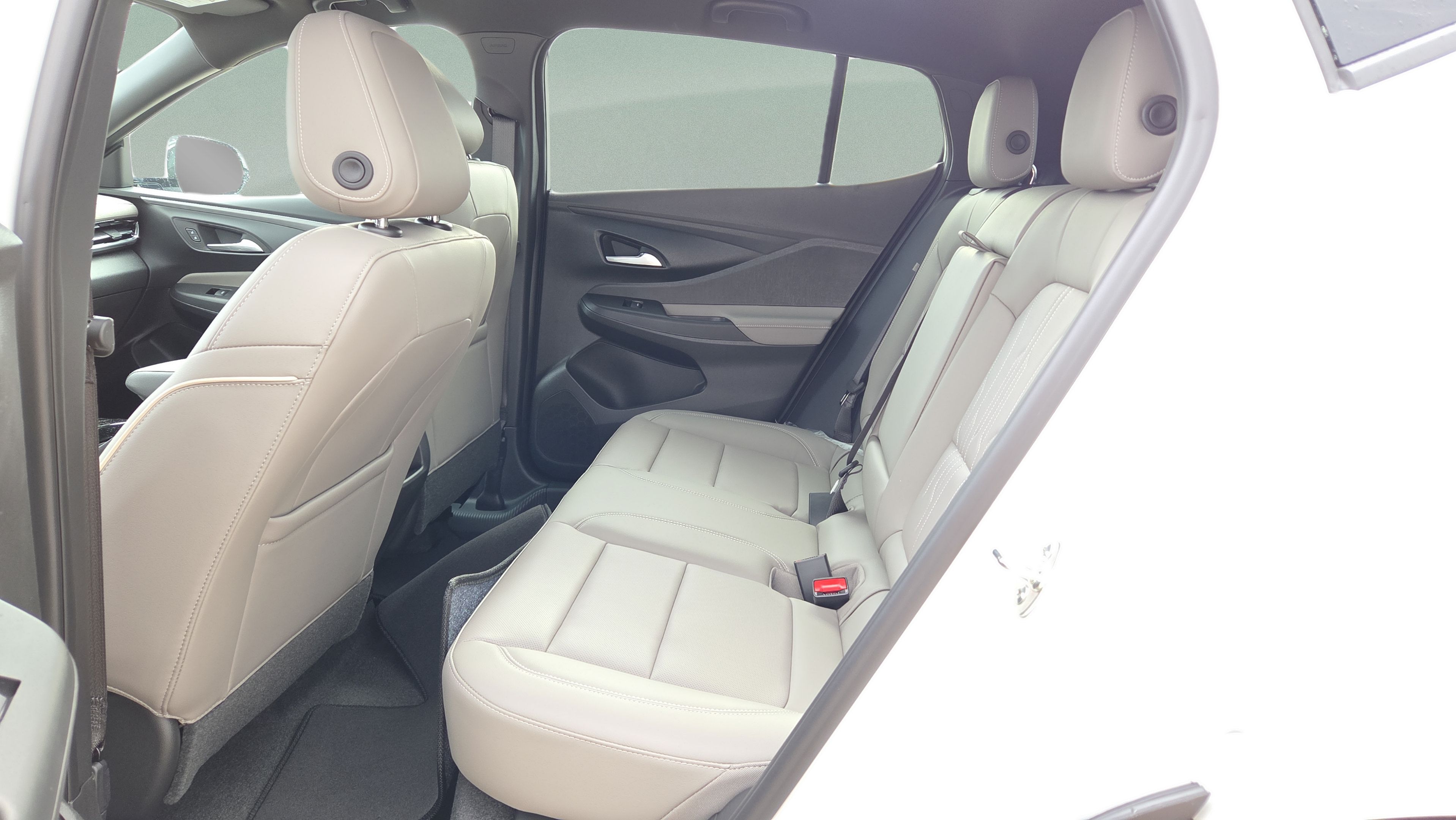 New 2026 Buick Envista Avenir FWD image 10