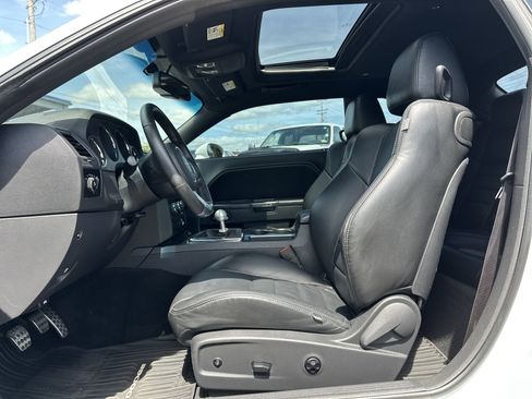 Used 2014 Dodge Challenger SRT8 Core image 11