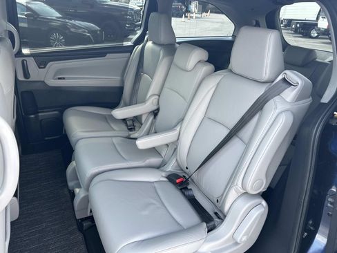 Used 2024 Honda Odyssey EX-L image 23