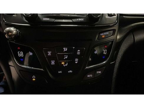 Used 2015 Buick Regal GS FWD image 13