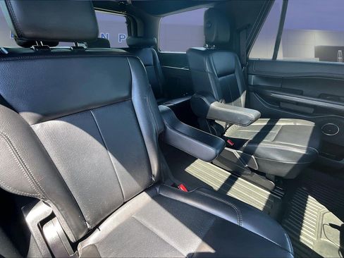 Certified 2020 Ford Expedition XLT w/ Equipment Group 202A RWD image 25