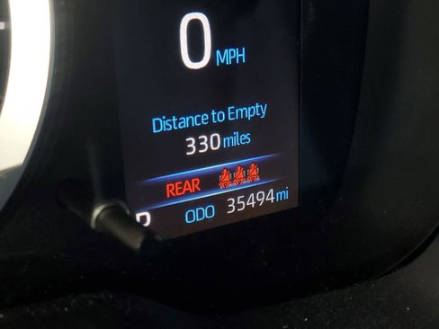 Used 2022 Toyota Corolla Cross LE image 24