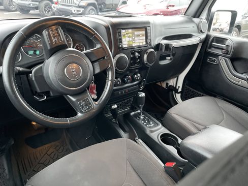 Used 2017 Jeep Wrangler Unlimited Sport w/ Quick Order Package 24S image 30