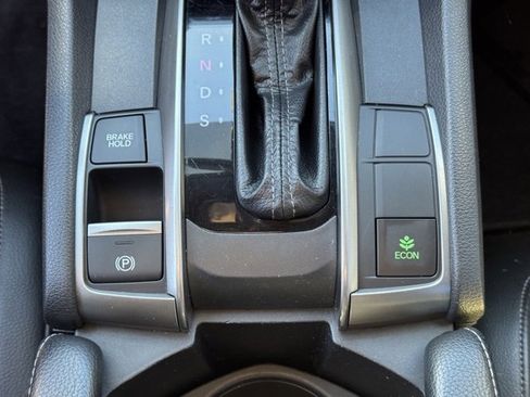 Used 2020 Honda Civic Sport image 23