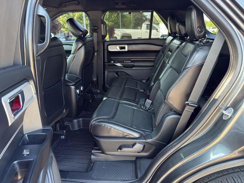 Used 2020 Ford Explorer ST w/ ST Street Pack AWD/4WD image 37