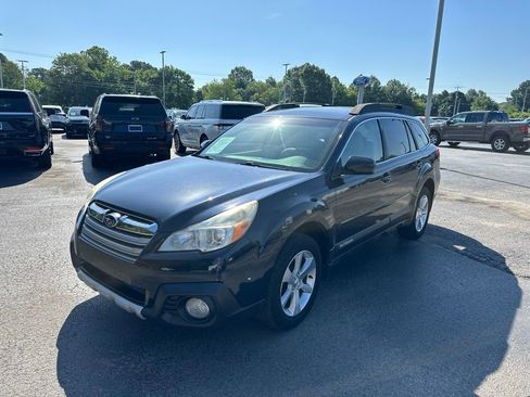 Used 2013 Subaru Outback 2.5i Limited AWD/4WD image 7