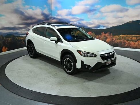 Used 2022 Subaru Crosstrek 2.0i Premium w/ Moonroof Package image 1