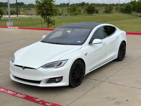 Used 2020 Tesla Model S Performance AWD/4WD image 11