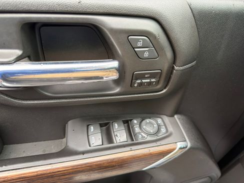Used 2020 Chevrolet Silverado 2500 High Country w/ Z71 Off-Road Package AWD/4WD image 19