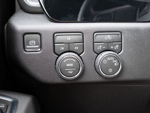 New 2026 Chevrolet Silverado 2500 LT image 10