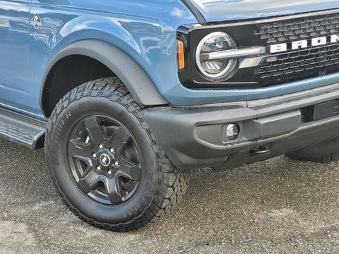New 2025 Ford Bronco Outer Banks w/ Black Appearance Package image 6