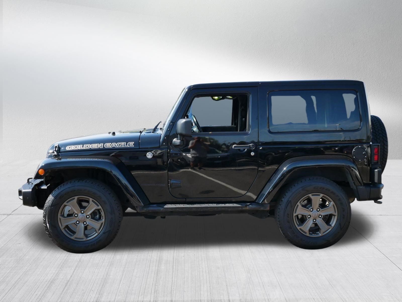 Used 2018 Jeep Wrangler Sport AWD/4WD image 4