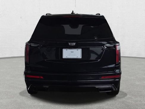 Certified 2023 Cadillac XT6 Sport w/ LPO, ONYX Package AWD/4WD image 6