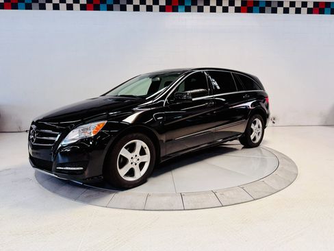 Used 2012 Mercedes-Benz R 350 4MATIC image 11