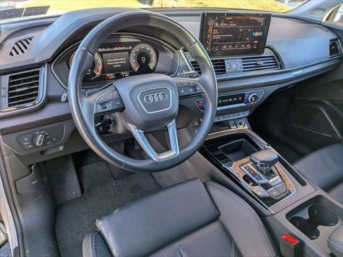 Certified 2024 Audi Q5 2.0T Premium Plus image 11