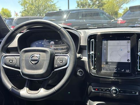 Used 2019 Volvo XC40 T5 Inscription AWD/4WD image 7