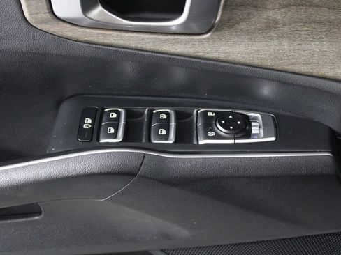 Used 2022 Kia Sorento S w/ Panoramic Sunroof Package AWD/4WD image 24