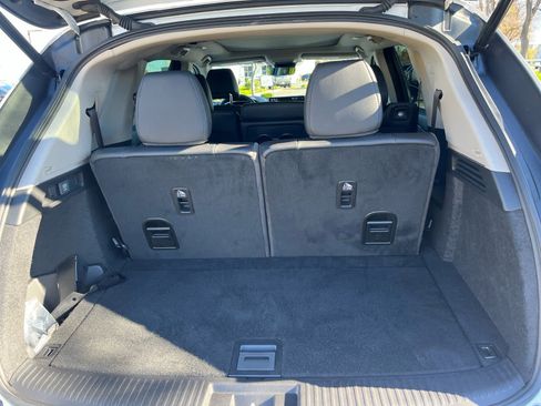 Used 2025 Acura MDX FWD image 23