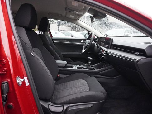 Used 2025 Kia K5 LXS image 28