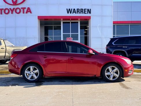 Used 2014 Chevrolet Cruze Diesel image 3