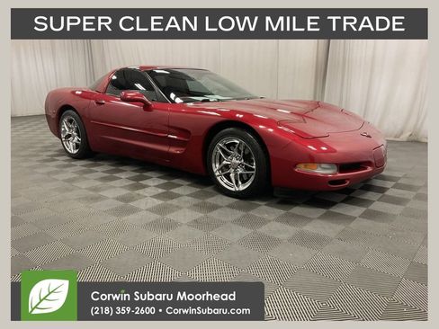 Used 2000 Chevrolet Corvette Coupe w/ Memory Pkg RWD image 1