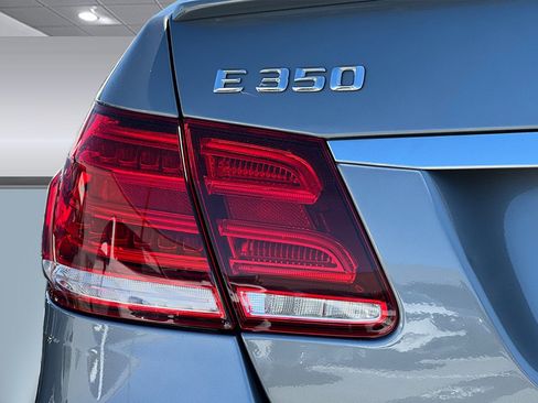 Used 2015 Mercedes-Benz E 350 4MATIC Sedan image 12