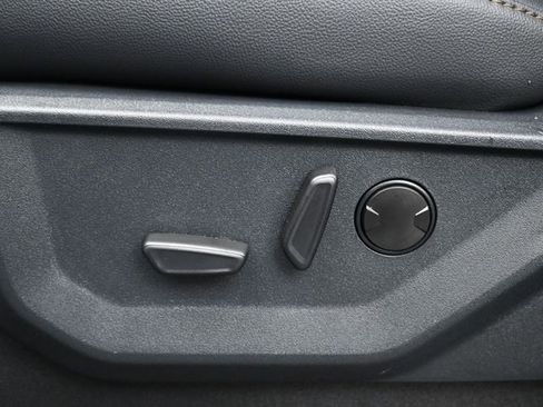 New 2026 Ford F250 Lariat w/ Tremor Off-Road Package image 13