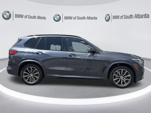 Used 2019 BMW X5 xDrive40i w/ M Sport Package AWD/4WD image 32