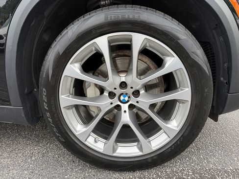 Used 2021 BMW X5 xDrive40i w/ Premium Package AWD/4WD image 18