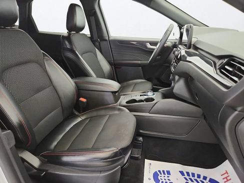 Used 2025 Ford Escape ST-Line Select AWD/4WD image 27