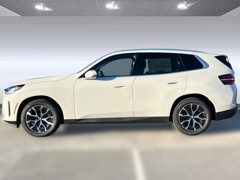 Used 2026 BMW X3 xDrive30i w/ Premium Package AWD/4WD image 2